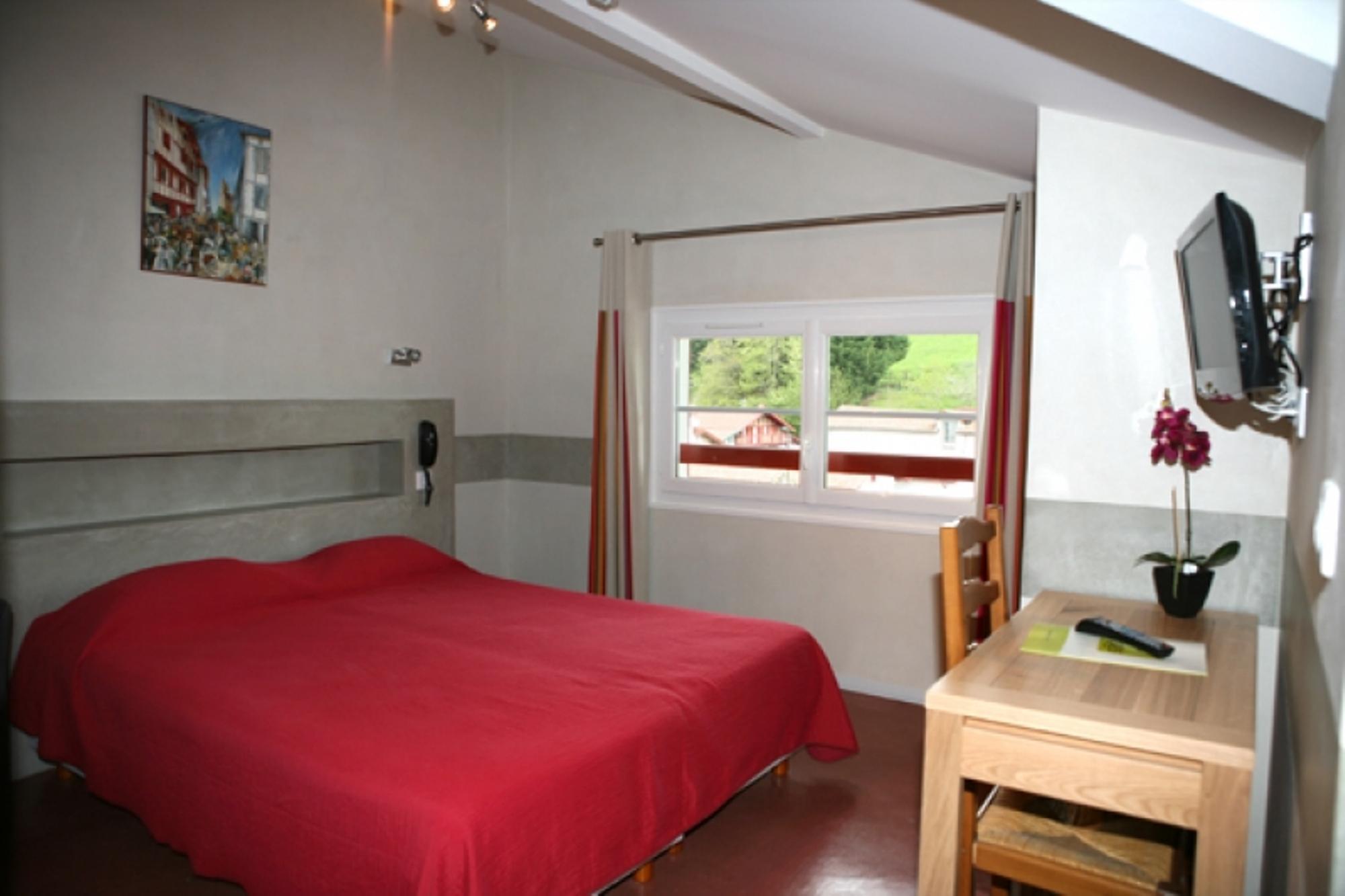 Logis Hotel Ur-Hegian Ainhoa Exterior photo