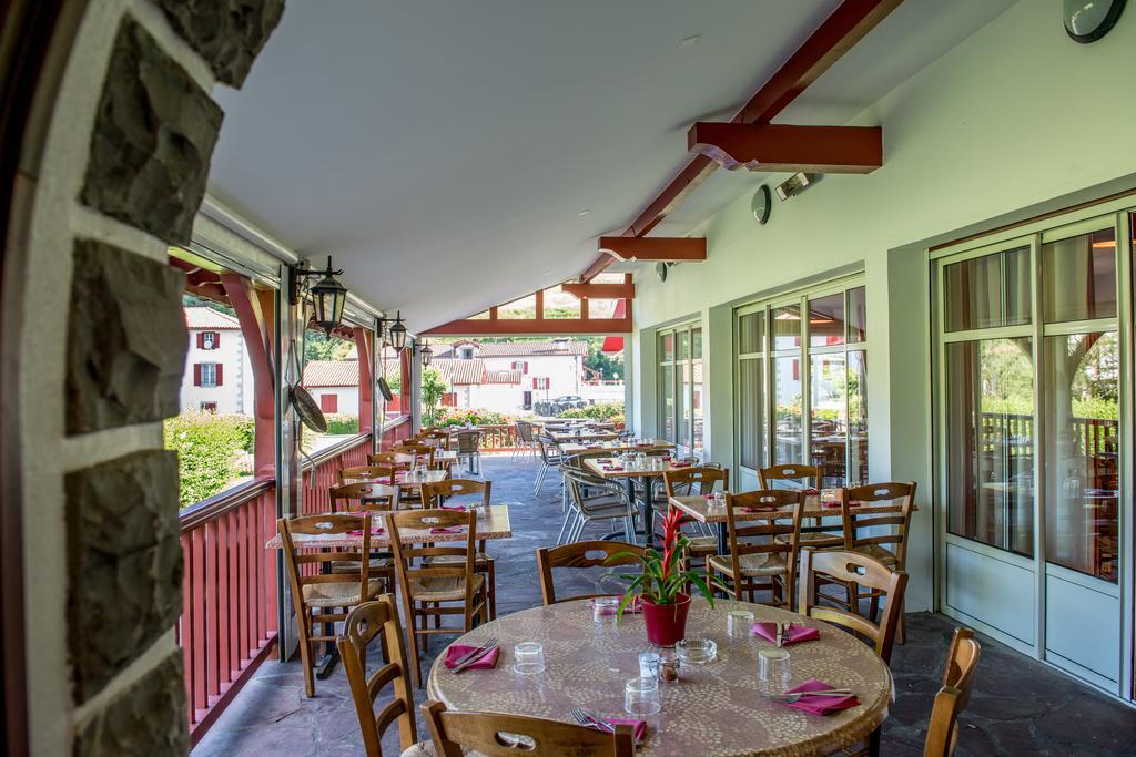 Logis Hotel Ur-Hegian Ainhoa Exterior photo
