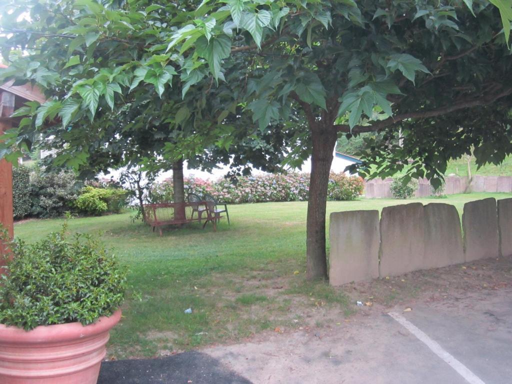 Logis Hotel Ur-Hegian Ainhoa Exterior photo